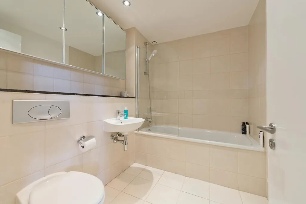 River Liffey Apartment Dublin 0*,  Ireland